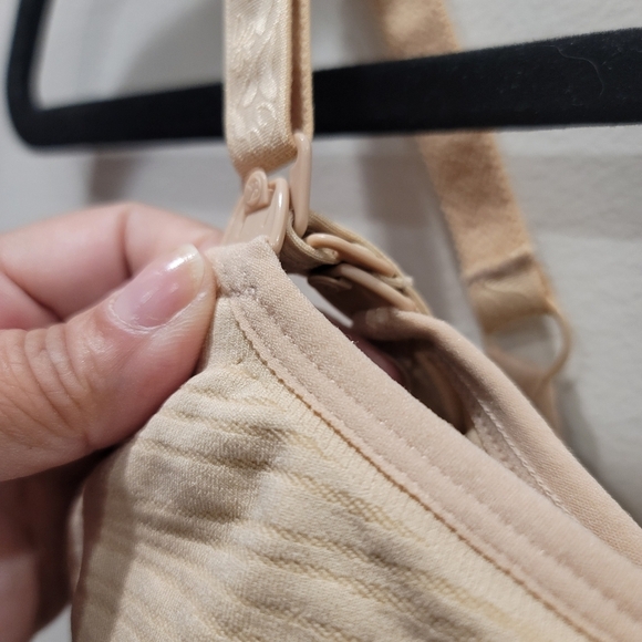 Kindred Bravely Sublime Beige Hands-Free Pumping & Nursing Maternity Bra - S - Picture 7 of 13